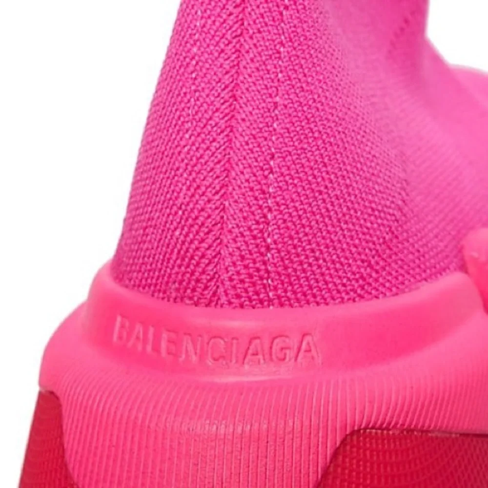 •SOLD• Balenciaga Speed 2 Low Top Sneakers in Neon Pink - Picture 2 of 12